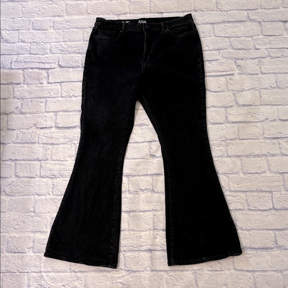 a.n.a High Rise Flare Black Denim Flare Leg Jeans Plus Size 16 - Picture 1 of 9